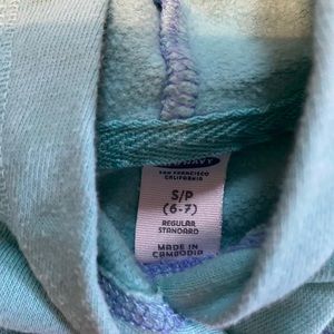 Old Navy hoodie girls size 6-7
